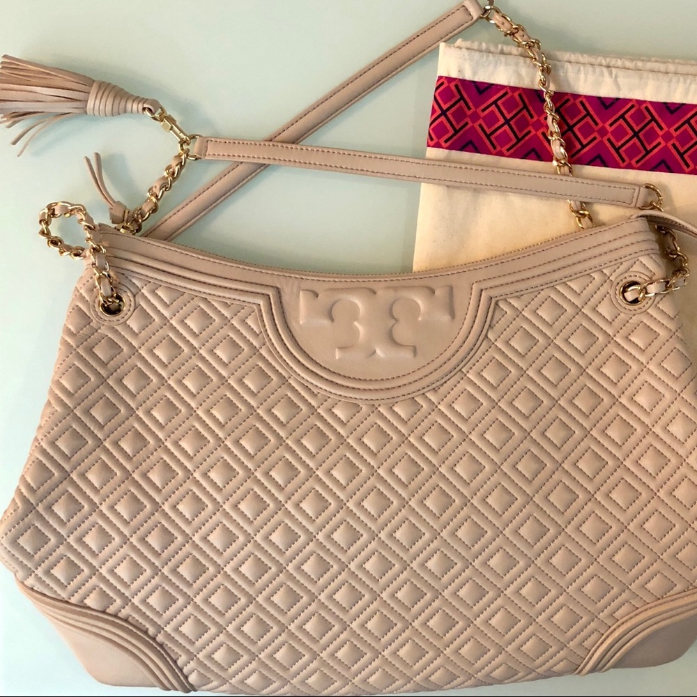 AUTHENTIC Tory Burch Fleming Quilted Shoulder Bag
